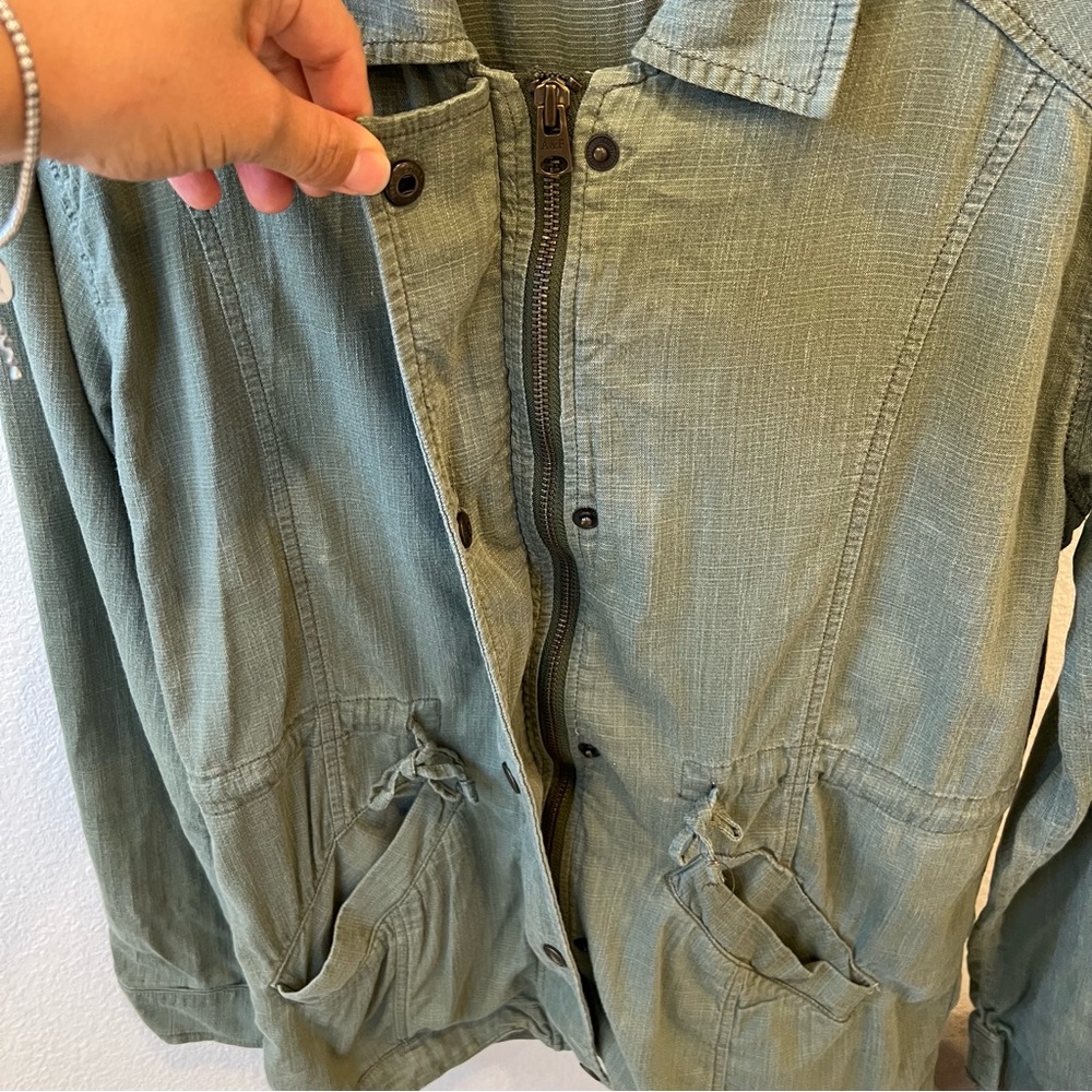 ABERCROMBIE & FITCH Lightweight Utility Jacket - Picture 3 of 8